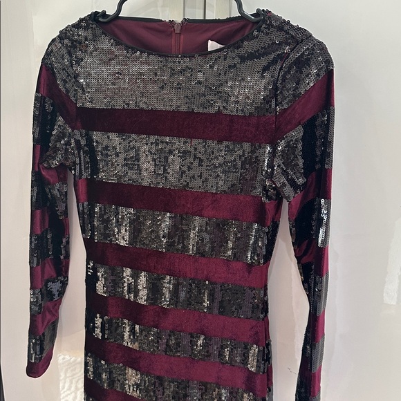 REISS Selene-Striped Velvet Dress - Picture 2 of 7